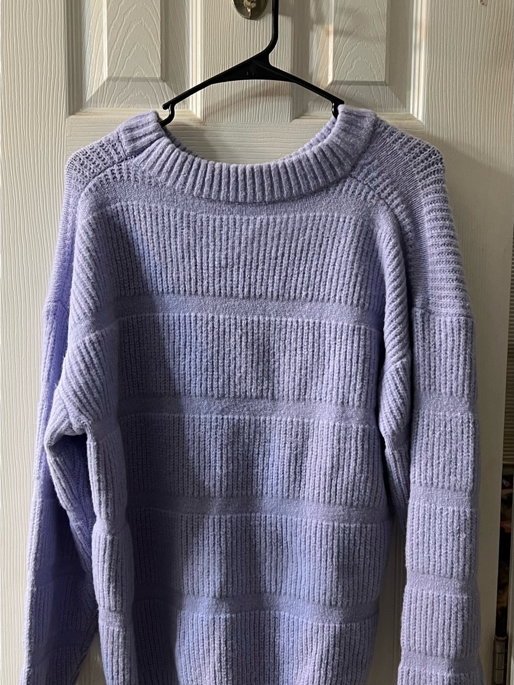 Light Purple Oversized Sweater- Size Women’s Small - Picture 1 of 1